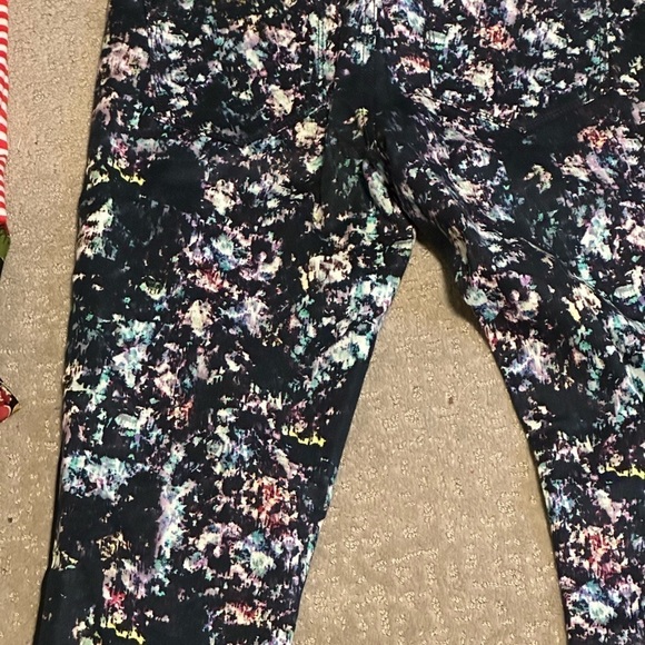 Club Monaco pants - Picture 3 of 5